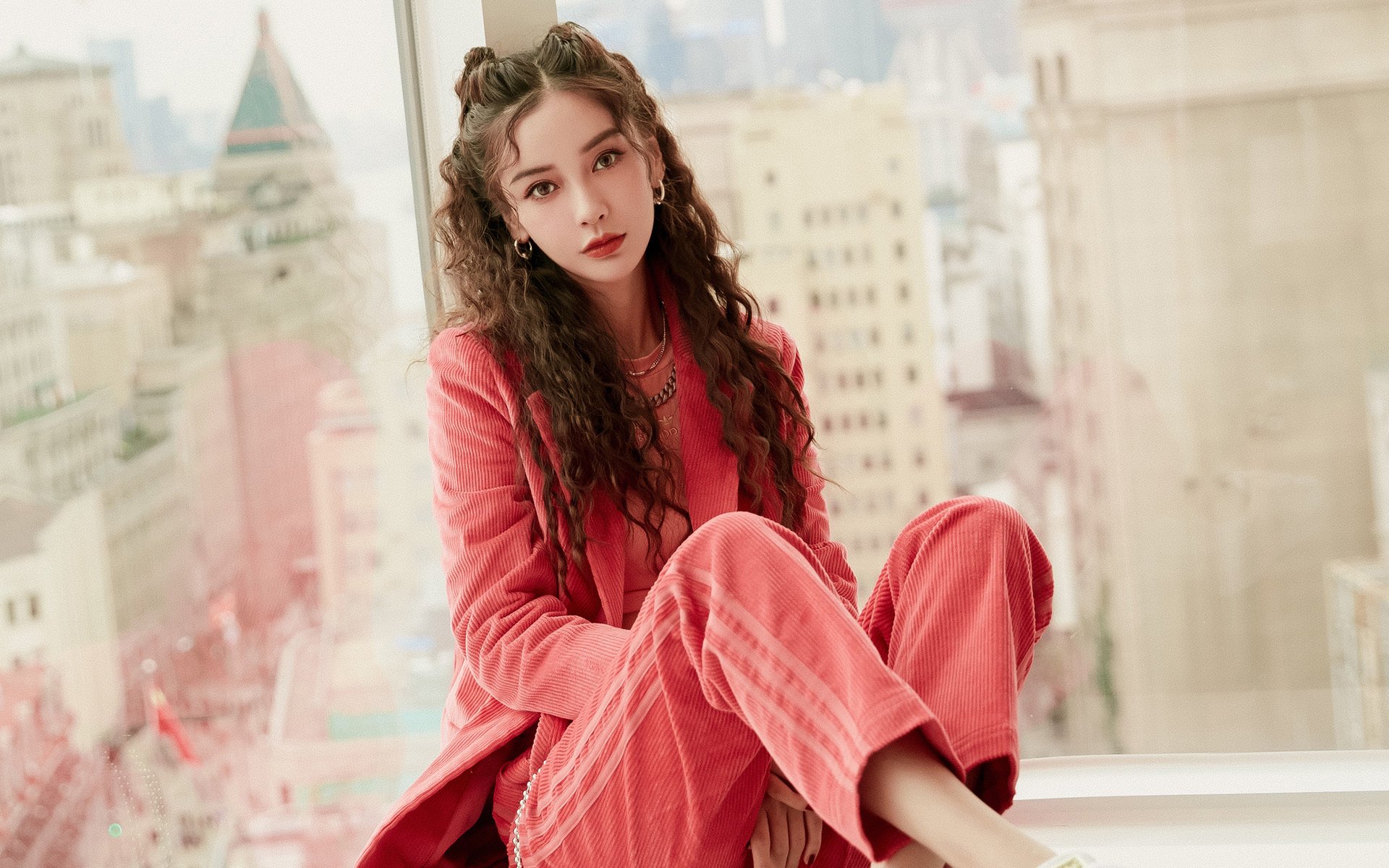 乐鱼体育app官方入口-“马丁·高尔西成为美洲狮队防线的中流砥柱，展现强大领导力”